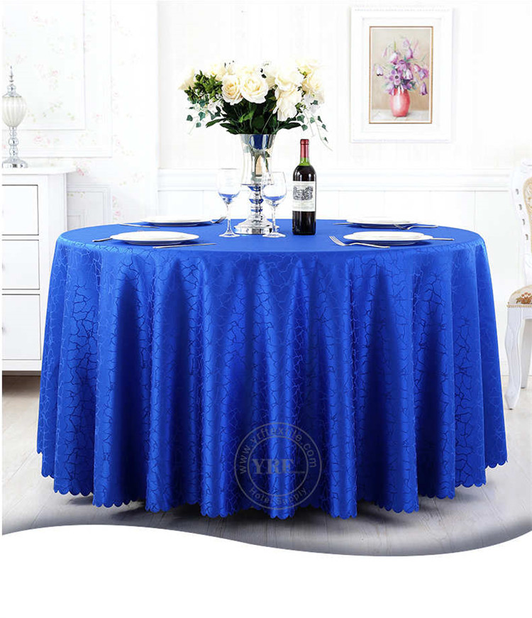 Checkered Polyester Round Table Cloth