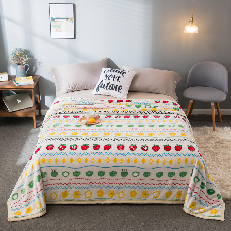 Strawberry Print Floral Bedding Blanket For King