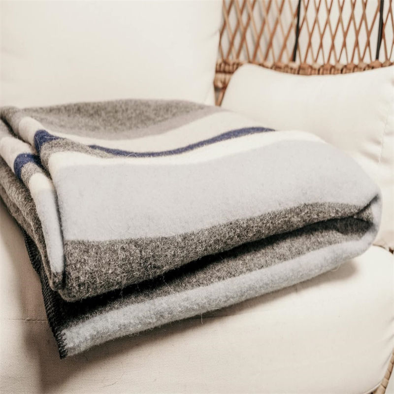 450g Custom Mountain Clouds Wool Military Donation Blanket