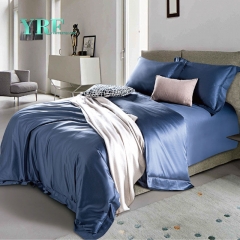 Selimut biru 1000t melindungi raja