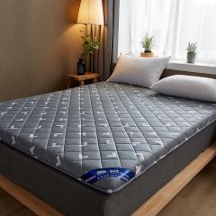 Pad Quilted Army Lembut