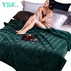 Pengeluar meniru bulu Selimut